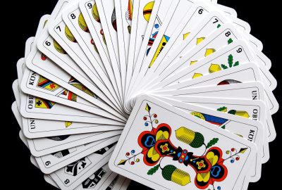 Le jeu de carte solitaire : un jeu qui fait travailler votre cerveau !